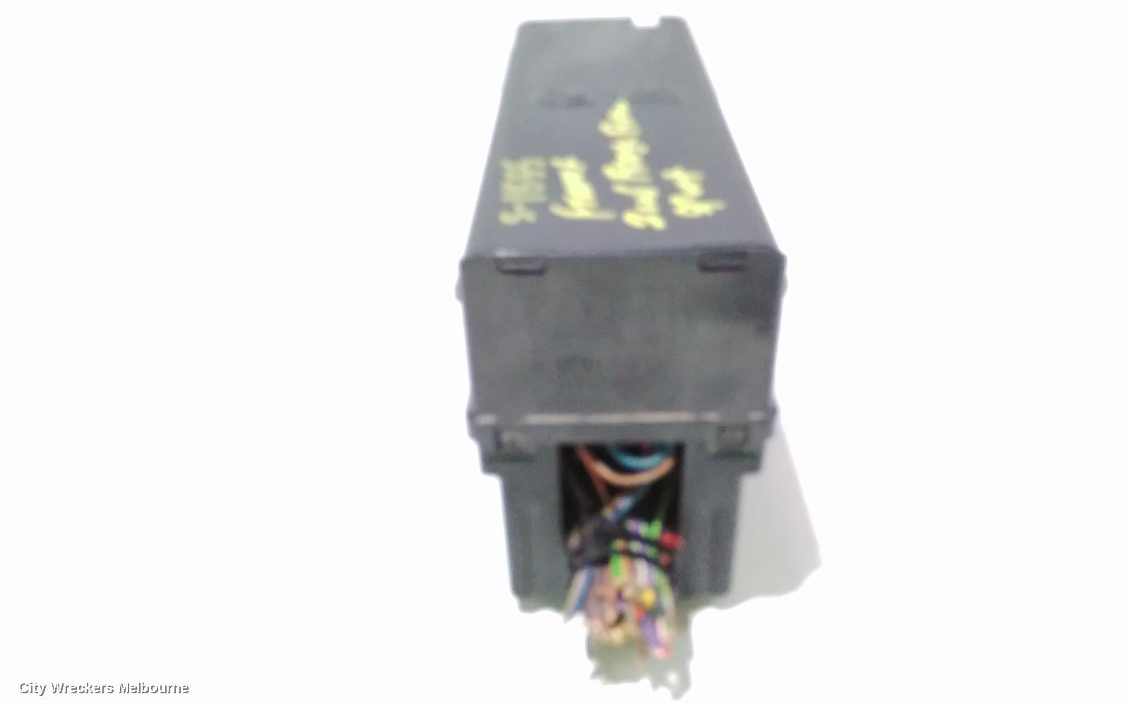 LAND ROVER RANGEROVER SPORT FUSE BOX, ENGINE BAY, L320, DIESEL, 08/2005 - 12/2013 - Image 2