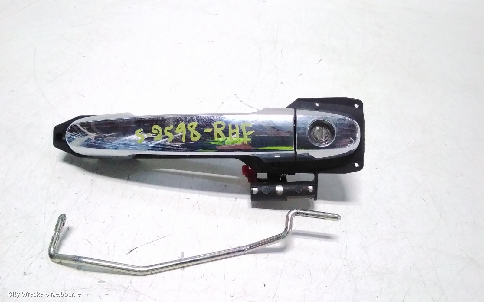 TOYOTA HILUX DOOR HANDLE, OUTER, RH FRONT, CHROME, 02/2005 - 08/2015 - Image 2