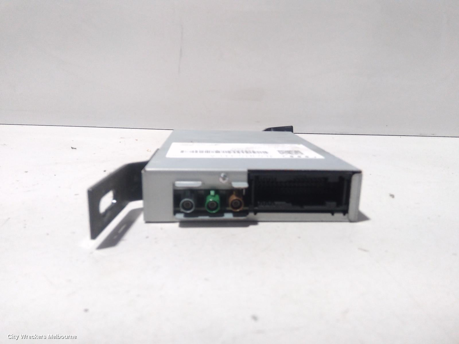 AUDI Q7, 4L, 09/2006 - 08/2015, REAR VIEW CAMERA MODULE P/N 4L0 910 441 A: 82397 - Image 3