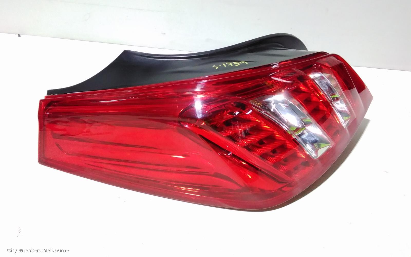 PEUGEOT 508 LEFT TAILLIGHT, SEDAN, 07/2011 - 12/2017 - Image 2