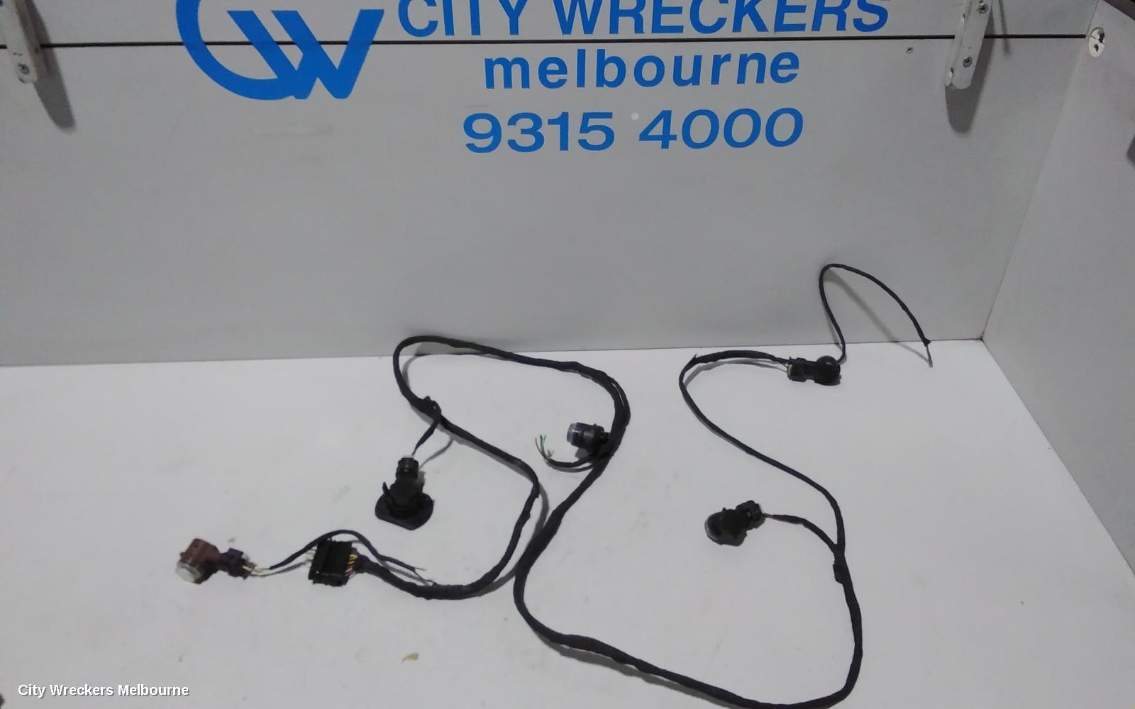 MERCEDES CLA CLASS, C117, 10/2013 - 02/2019, FRONT CRASH SENSOR 5 PIECES  WITH WIRING LOOM  REFER TO PHOTOS: 80263 - Image 1