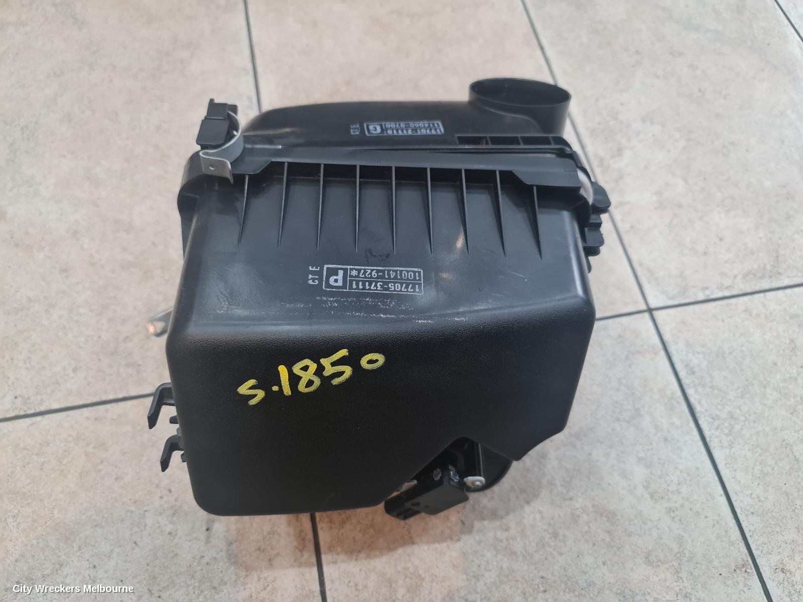 TOYOTA COROLLA AIR CLEANER/BOX, AIR CLEANER, ZRE182R, HATCH, 10/2012 - 06/2018 - Image 1