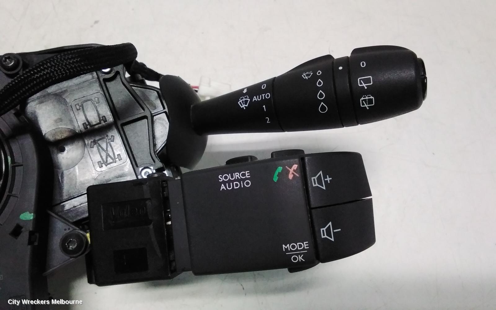 RENAULT TRAFIC COMBINATION SWITCH, FLASHER SWITCH, X82, 01/2015 ONWARDS - Image 2