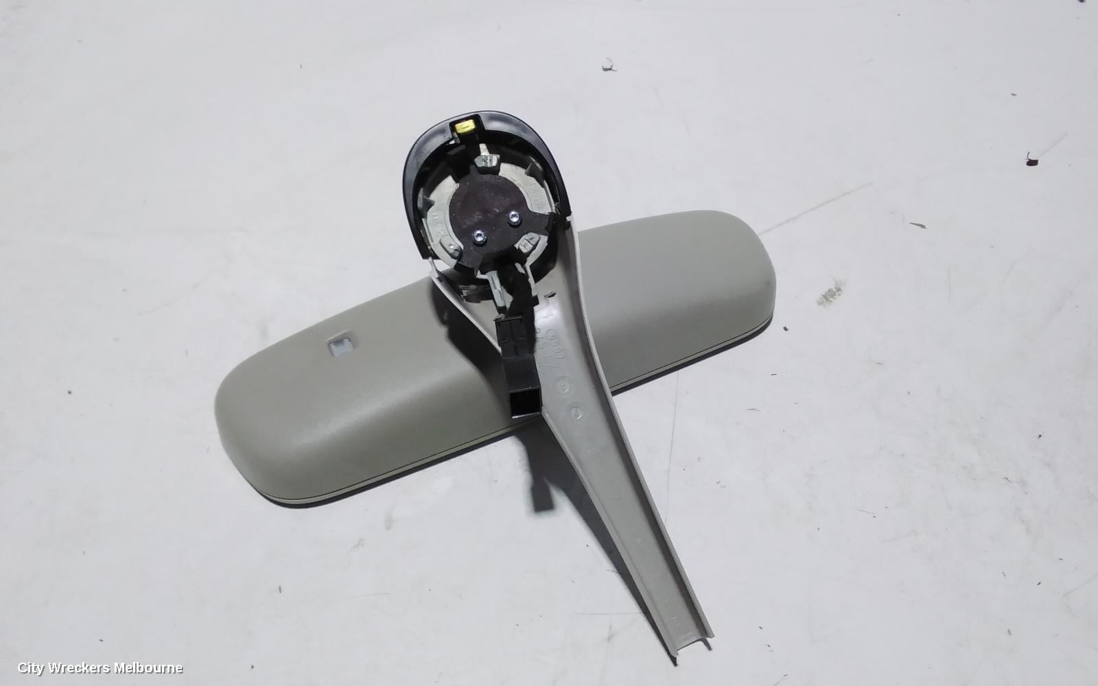 AUDI Q7 INTERIOR MIRROR, 4L, BLACK PLUG, 09/2006 - 08/2015 - Image 3
