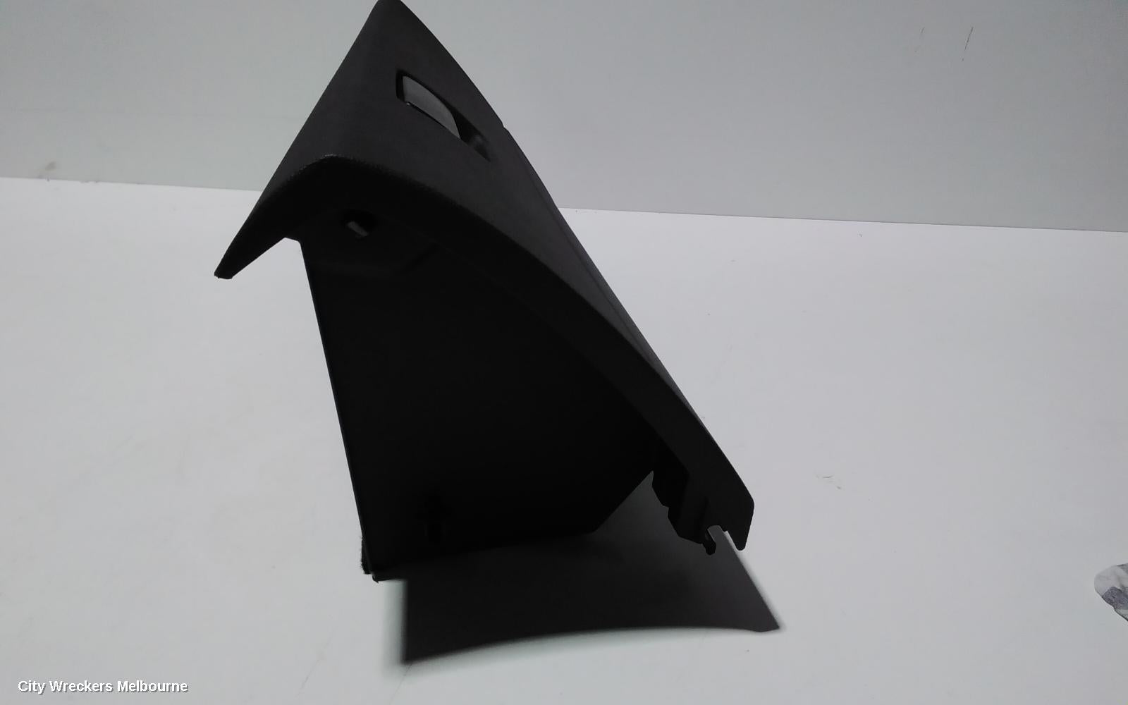 HOLDEN COMMODORE GLOVE BOX, VF, 05/2013 - 12/2017 - Image 3