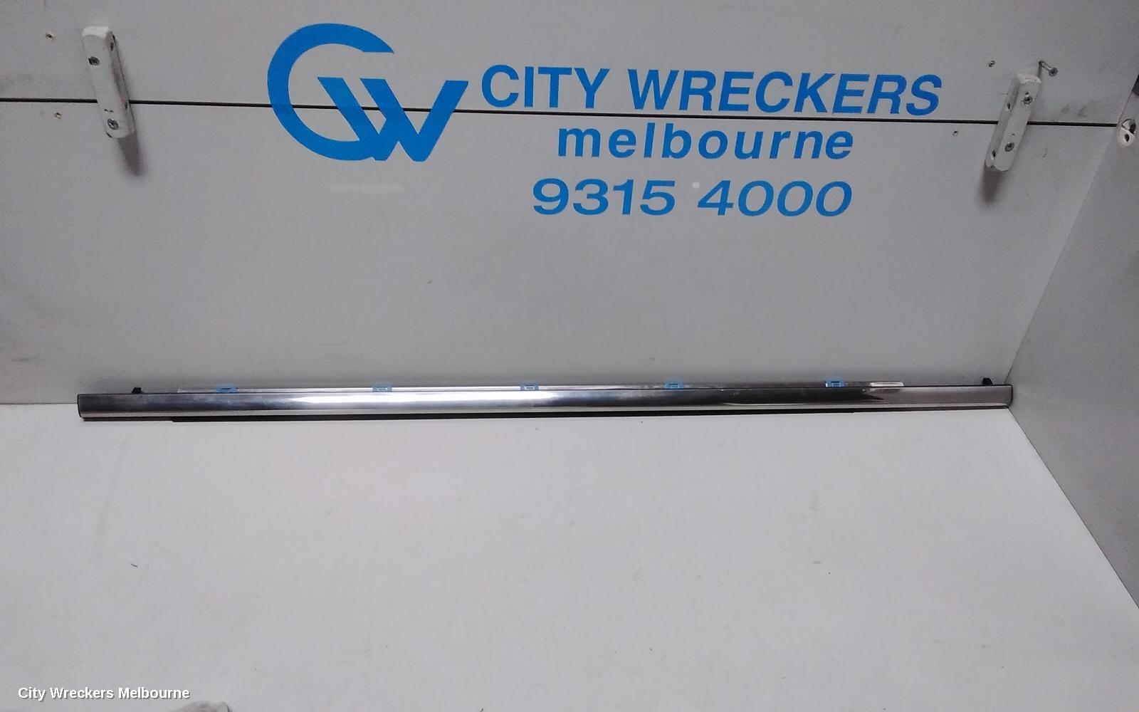 TOYOTA KLUGER DOOR MOULD, RH REAR CHROM MOULD : 66834, XU50 SERIES, 03/2014 - 02/2021 - Image 1
