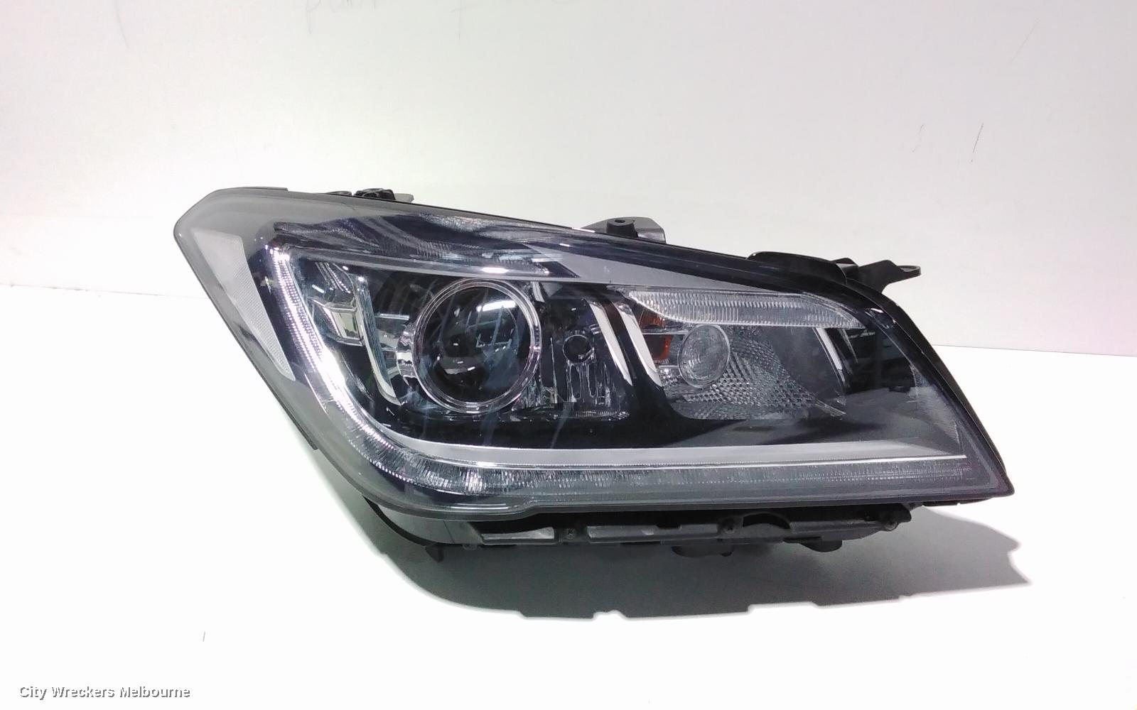 HYUNDAI GENESIS RIGHT HEADLAMP, DH, 11/2014 - 01/2018 - Image 1