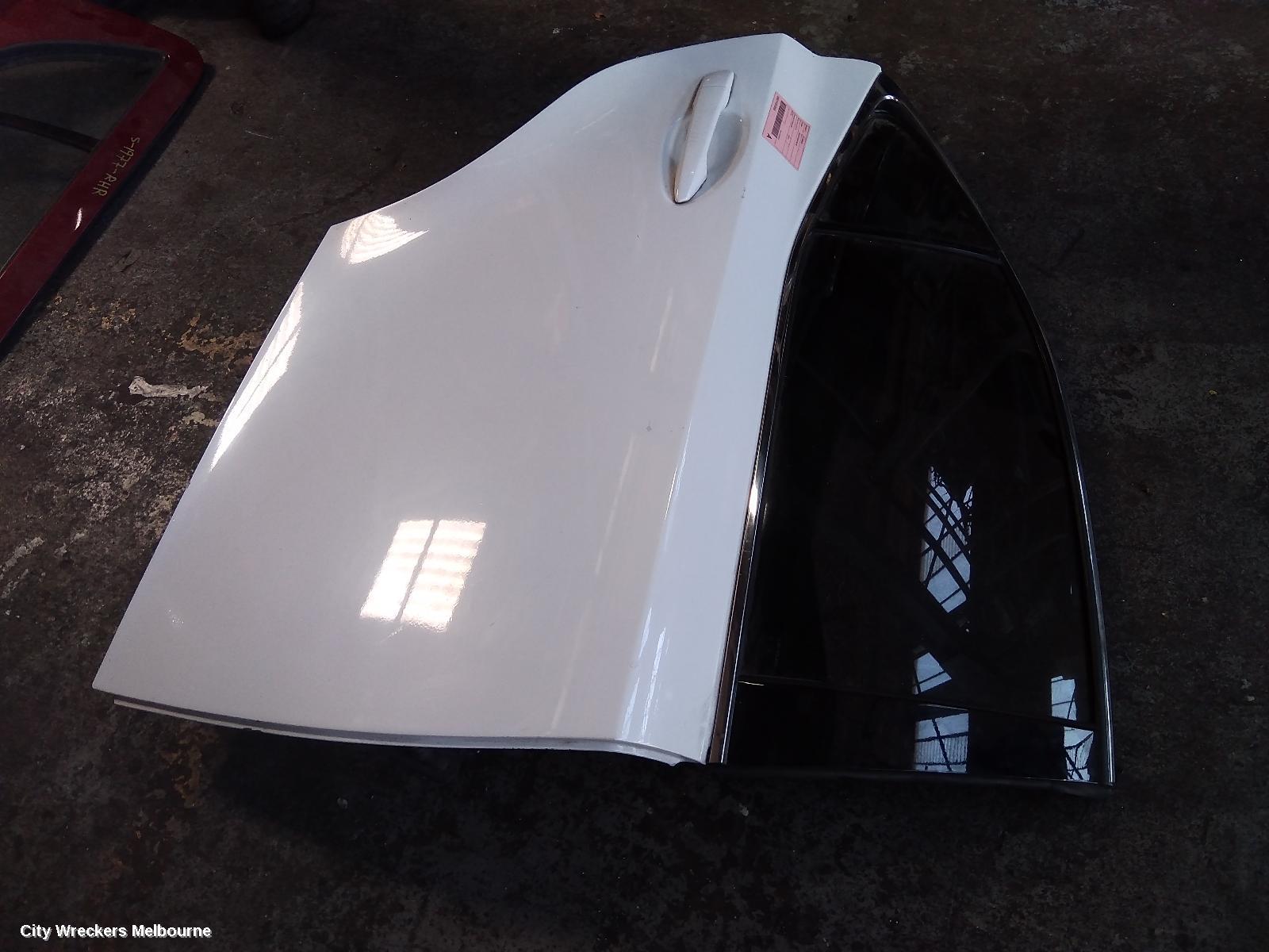 LEXUS IS SERIES RIGHT REAR DOOR, XE30, 04/2013 - 08/2020 - Image 3