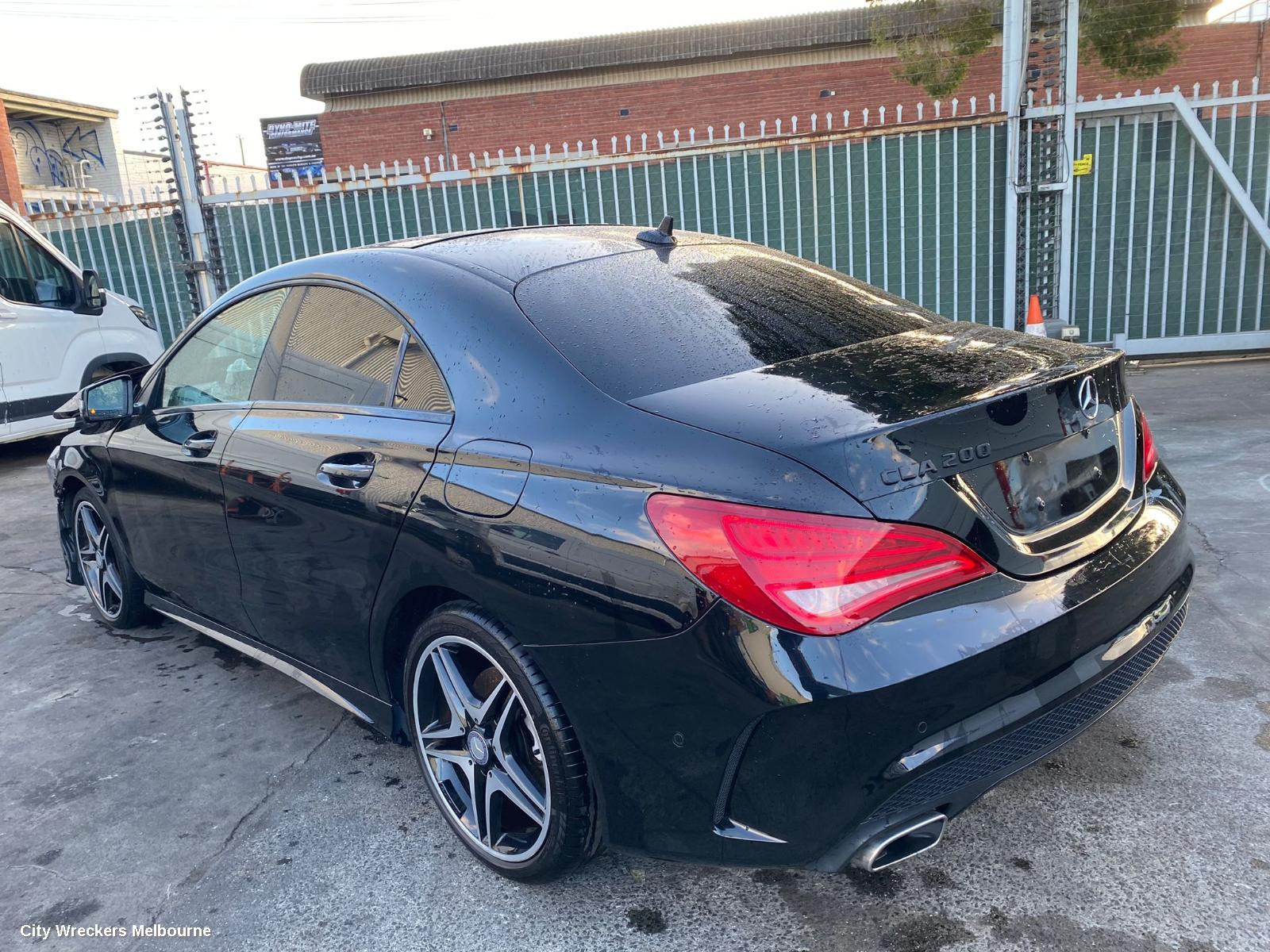 MERCEDES CLA CLASS LEFT FRONT HUB ASSEMBLY, 2WD, C117, 09/2013 - 01/2019 - Image 3