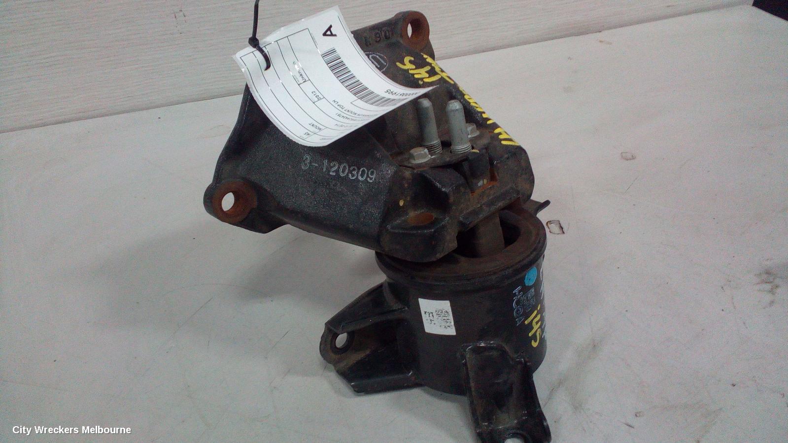 HYUNDAI I45 MOUNT, YF, 02/2010 - 05/2014 - Image 2