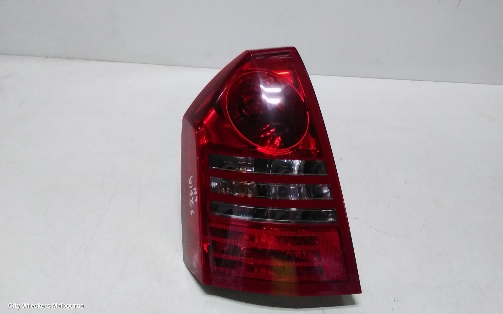 CHRYSLER 300C LEFT TAILLIGHT, IN BODY, SEDAN, 11/2005 - 02/2008 - Image 2