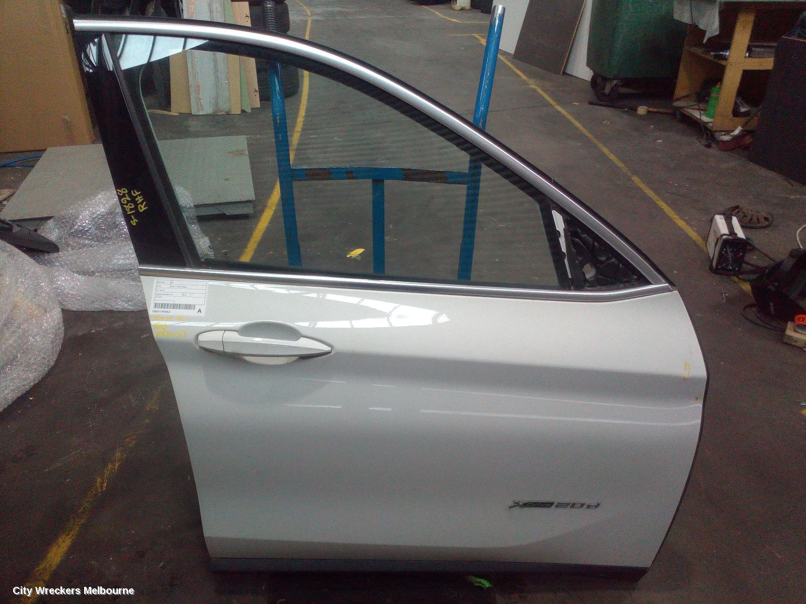 BMW X1 RIGHT FRONT DOOR, F48, 08/2015 ONWARDS - Image 3