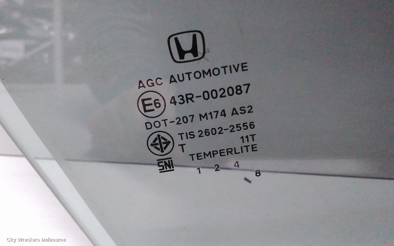 HONDA CIVIC RIGHT FRONT DOOR WINDOW, 10TH GEN, HATCH, 05/2016 ONWARDS - Image 2