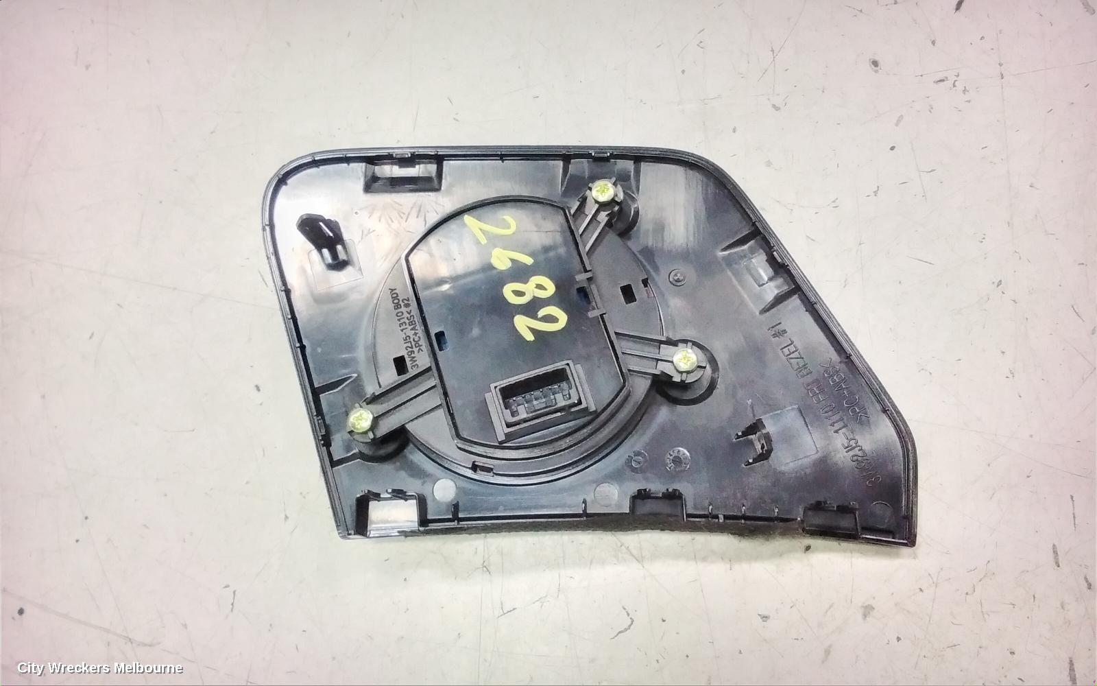 HYUNDAI I30, CN7, SEDAN, SWITCH PANEL (DRIVE MODE, PARK CAMERA & PARK ASSIST), 10/2020 ONWARDS - Image 3