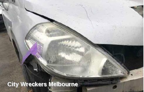 NISSAN TIIDA RIGHT HEADLAMP, C11, 09/2004 - 02/2010 (AUS ONLY) - Image 1