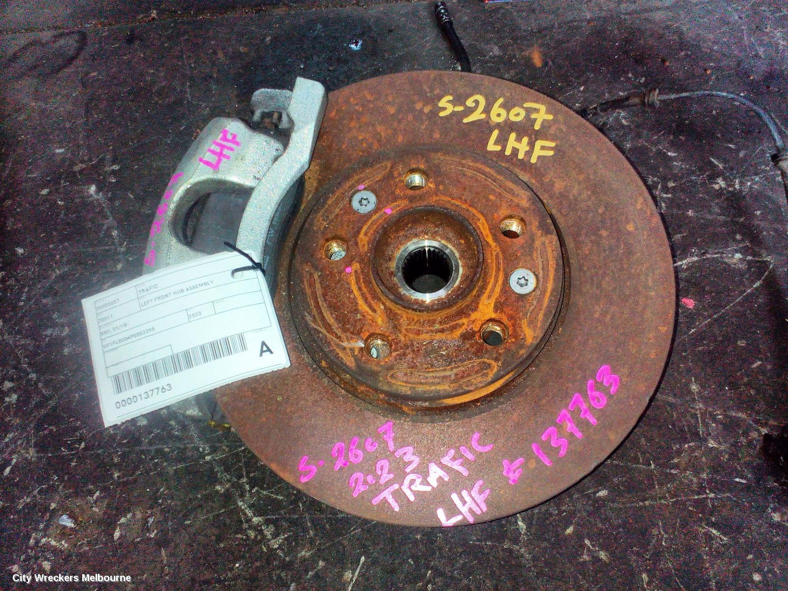 RENAULT TRAFIC LEFT FRONT HUB ASSEMBLY, X82, 01/2015 ONWARDS - Image 1