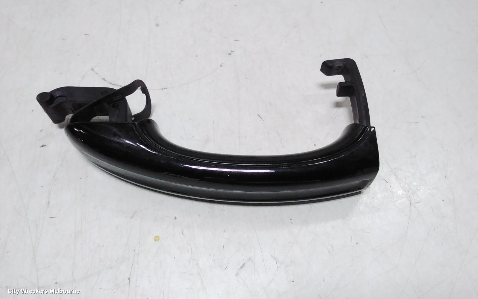 AUDI Q7 DOOR HANDLE, 4L, RH FRONT, OUTER, 09/2006 - 12/2012 - Image 3