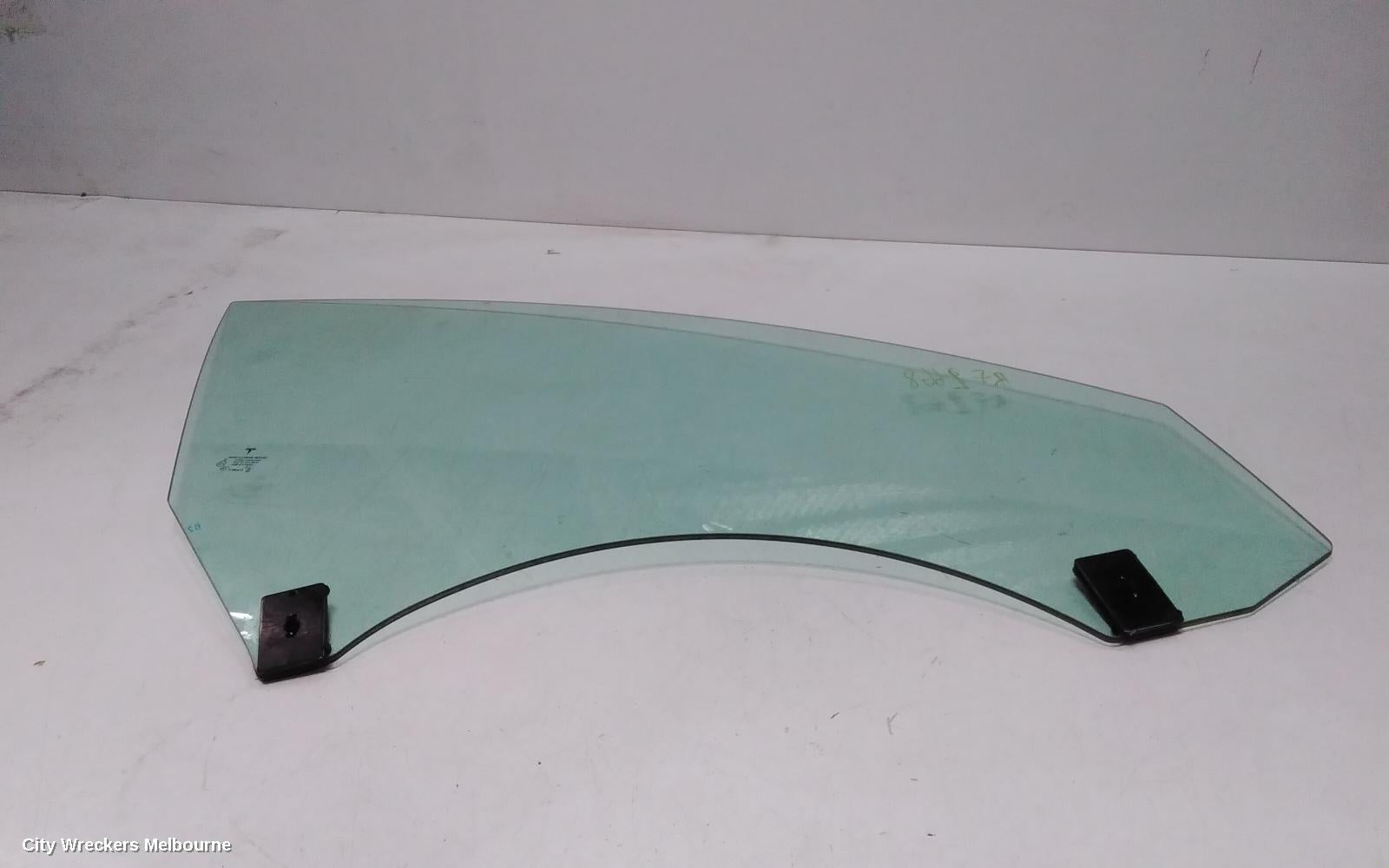 TESLA MODEL 3 RIGHT FRONT DOOR WINDOW, 1ST GEN, 06/2019 ONWARDS - Image 2