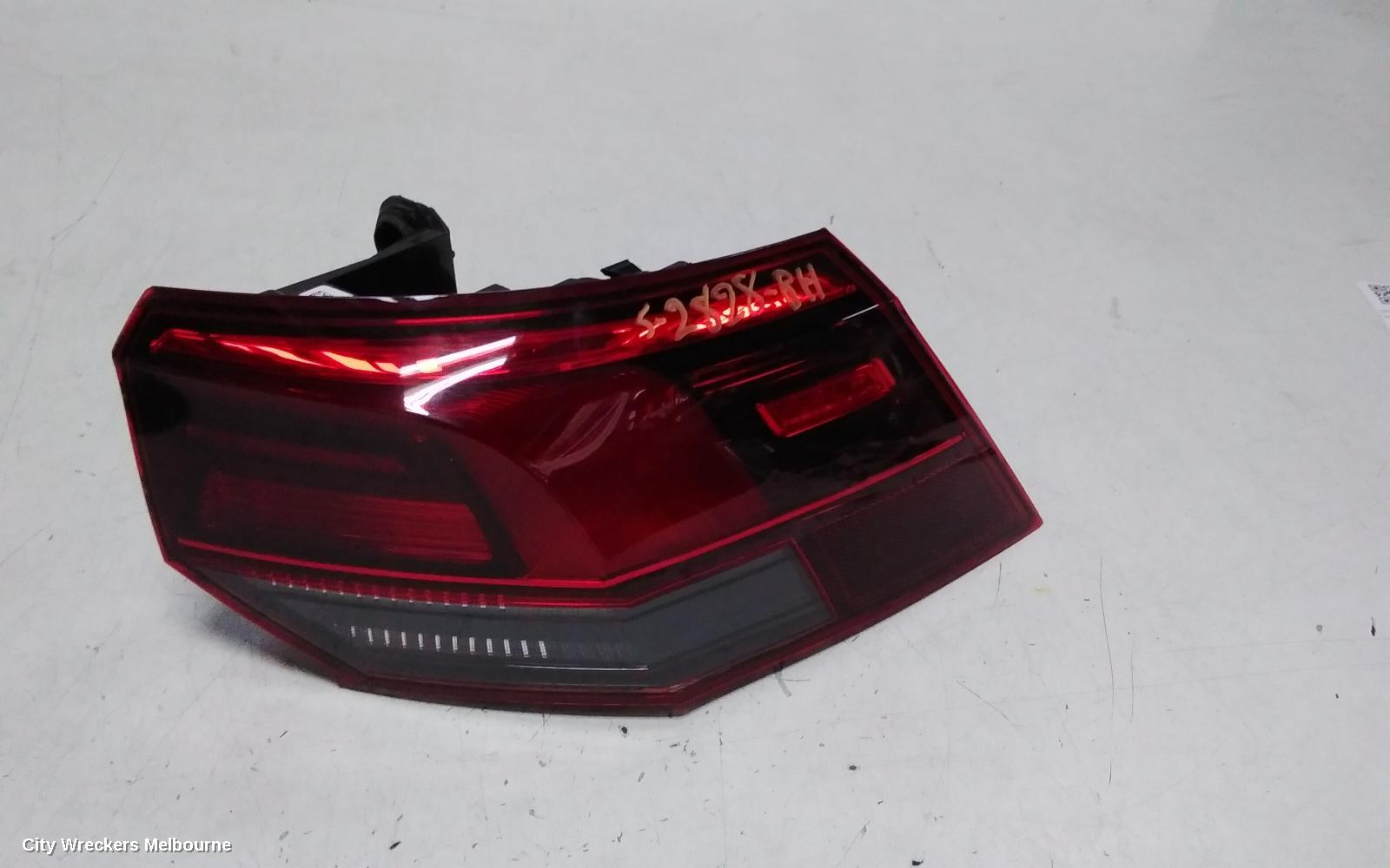 VOLKSWAGEN GOLF RIGHT TAILLIGHT, GEN 8, IN BODY, LED TYPE, STANDARD/LIFE/R-LINE/GTI/GTE, 09/2020 ONWARDS - Image 1