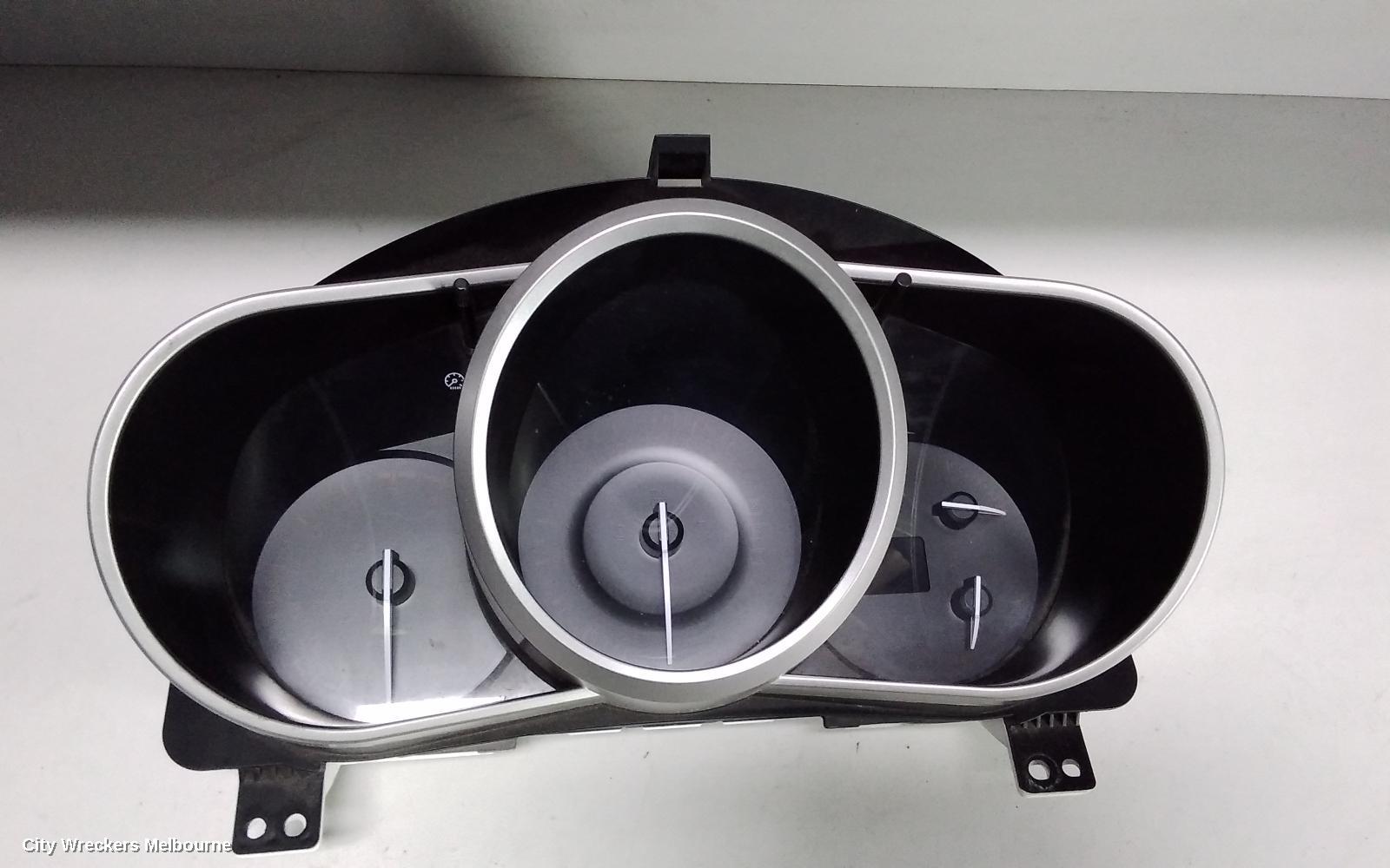 MAZDA CX7 INSTRUMENT CLUSTER - Image 2