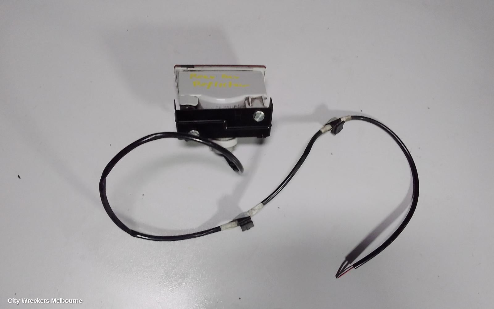 SUBARU WRX, V1, 03/2014 - 10/2021, BAR REFLICTOR CENTER: 59606 - Image 3