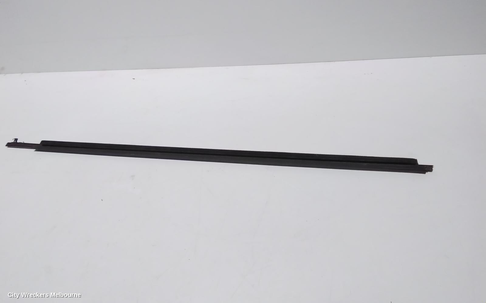 TOYOTA RAV4 DOOR MOULD, RHF  CHROME MOULD: 89011, RH FRONT, XA40, 12/2012 - 12/2018 - Image 2