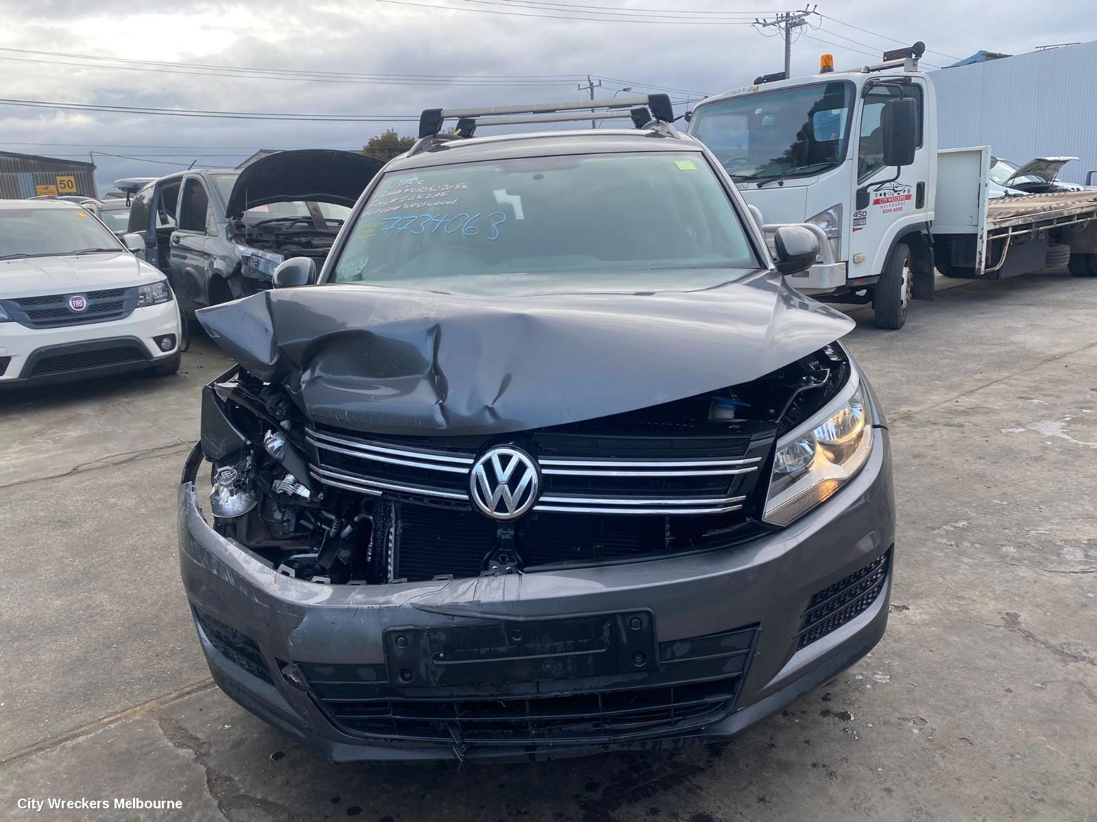 VOLKSWAGEN TIGUAN TRANS/GEARBOX, AUTO, FWD, PETROL, 1.4, 6 SPEED, 5N, QZM CODE, 07/2011 - 08/2016 - Image 1
