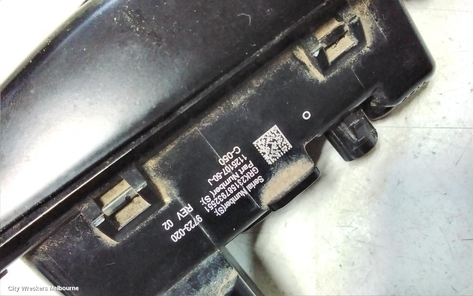 TESLA MODEL Y REVERSE CAMERA, 1ST GEN, SIDE CAMERA (RH GUARD), 03/2022 ONWARDS - Image 3