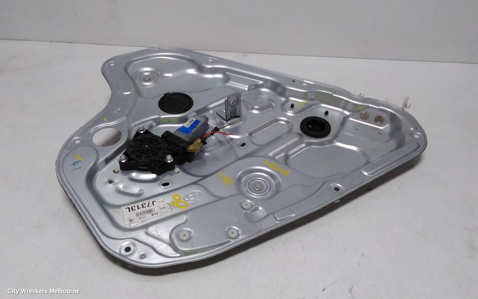 HYUNDAI I30 LEFT REAR WND REG/MOTOR, FD, DOOR MOTOR ONLY, 2 PIN TYPE, 09/2007 - 04/2012 - Image 1