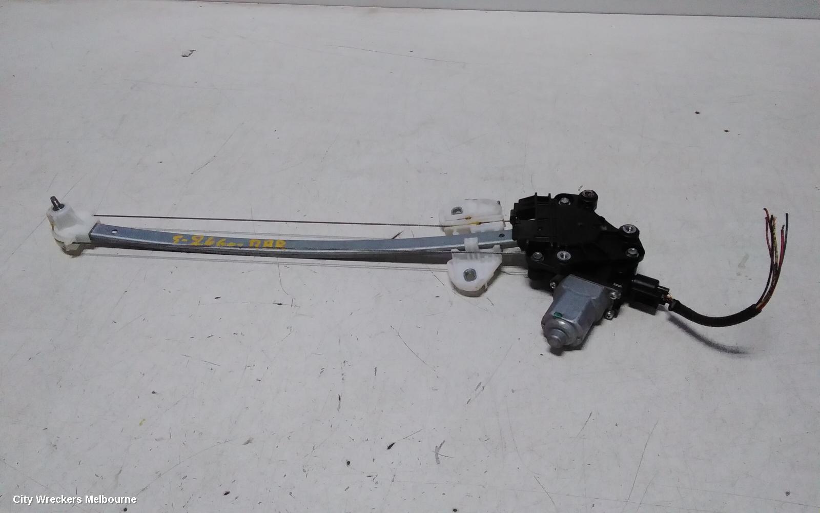HONDA CIVIC RIGHT REAR WND REG/MOTOR, 9TH GEN, HATCH, VTI-L/VTI-LN, 06/2012 - 04/2016 - Image 1