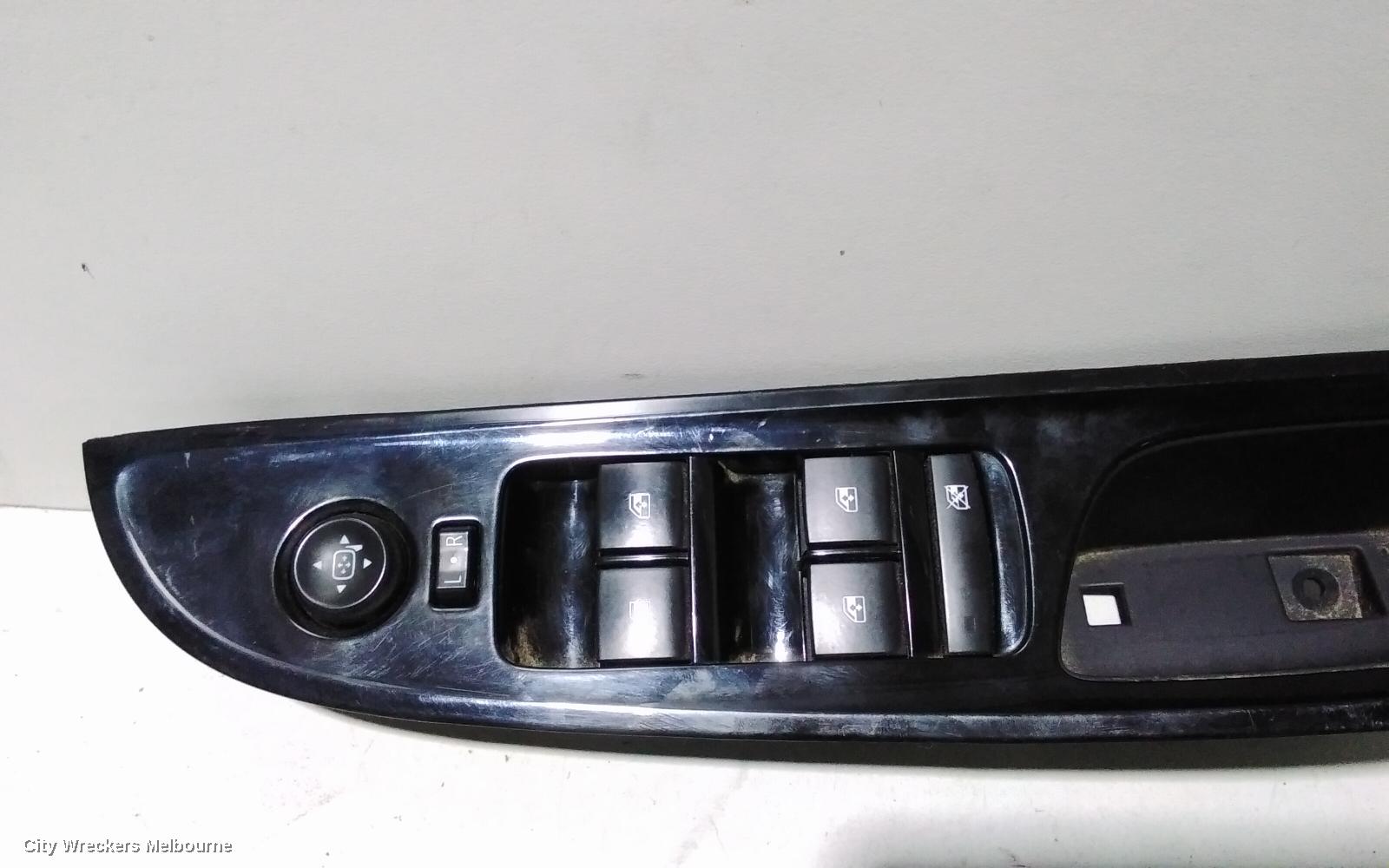 HOLDEN COMMODORE PWR DR WIND SWITCH, RH FRONT (MASTER SWITCH), VF, BLACK, 4 SWITCH TYPE, 05/2013 - 12/2017 - Image 2