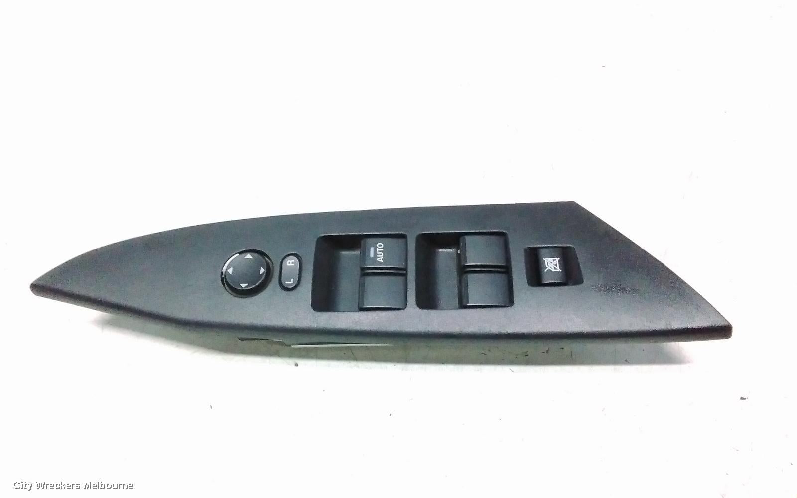 MAZDA 3 PWR DR WIND SWITCH, RH FRONT (MASTER SWITCH), NON FOLDING TYPE, BL, 04/2009 - 10/2013 - Image 1