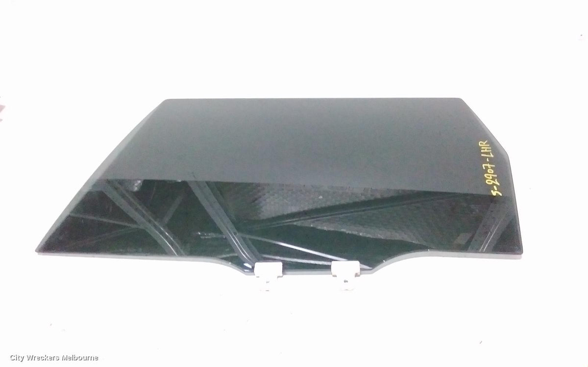MITSUBISHI OUTLANDER LEFT REAR DOOR WINDOW, ZM, PRIVACY TINT TYPE, 08/2021 ONWARDS - Image 2