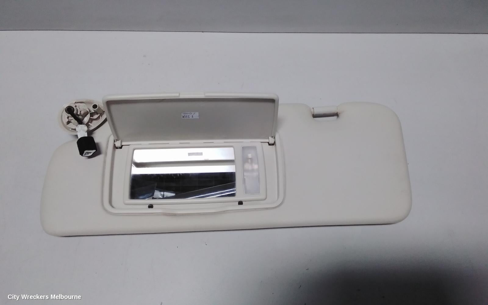 HONDA CRV SUNVISOR, RM, LH SIDE, 11/2012 - 04/2017 - Image 2
