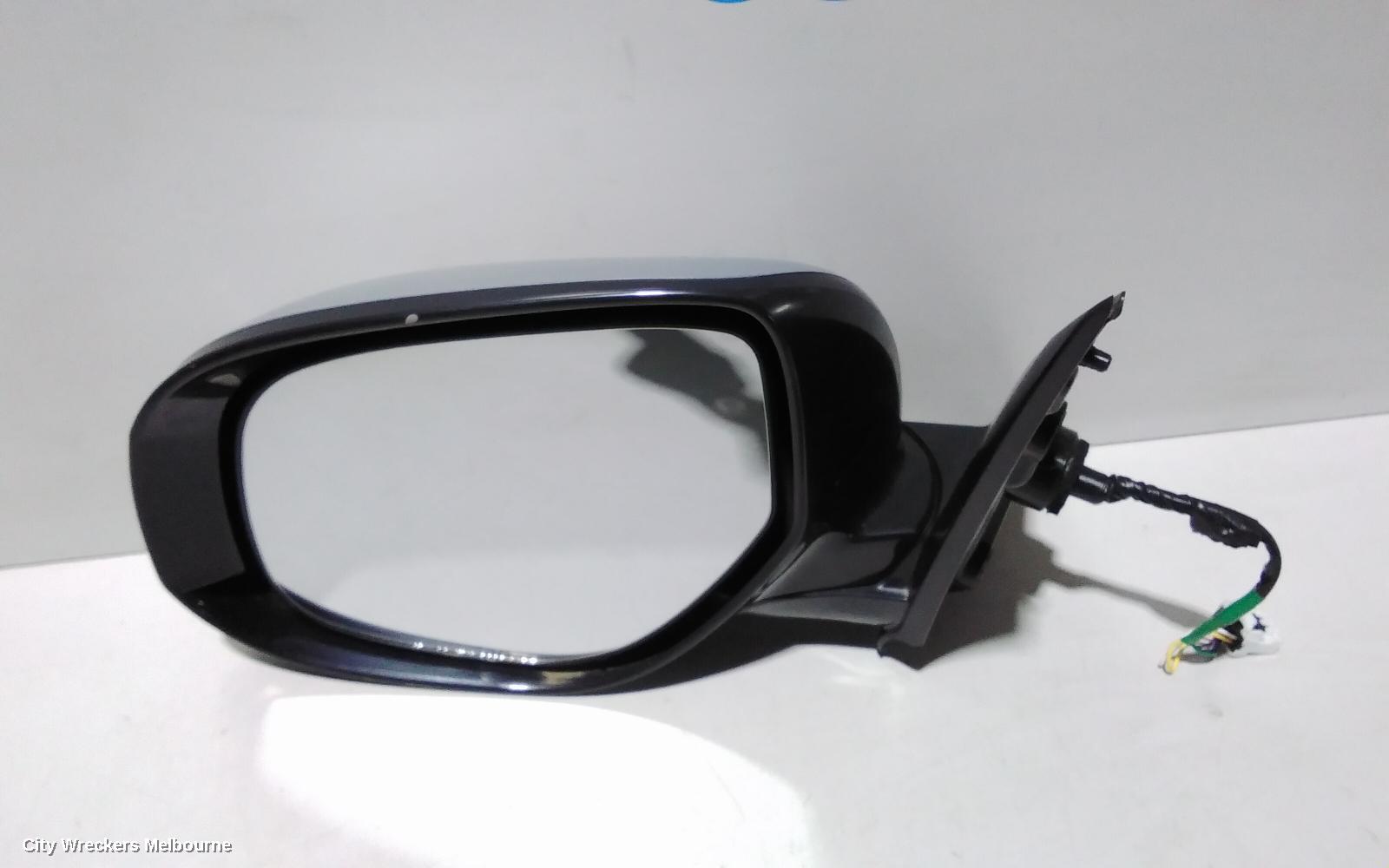 MITSUBISHI OUTLANDER LEFT DOOR MIRROR, ZK-ZL, W/ FLASHER, MANUAL FOLD, NON CAMERA TYPE, 07/2015 ONWARDS - Image 2