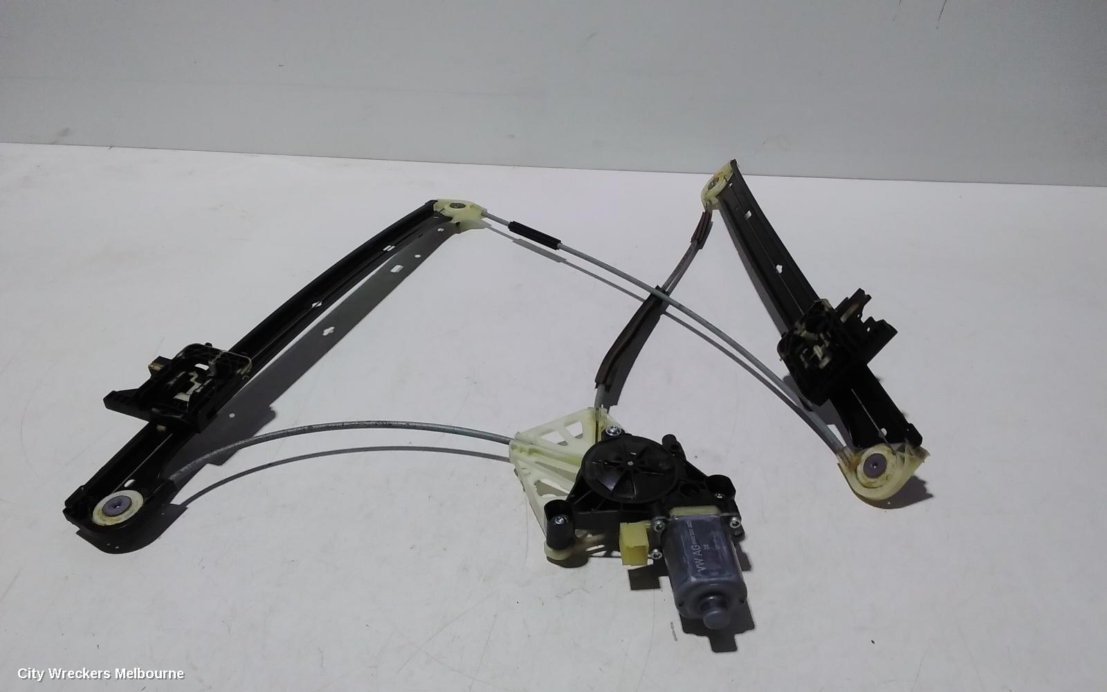 AUDI Q7 LEFT FRONT WINDOW REG/MOTOR, 4M, 07/2015 ONWARDS - Image 2