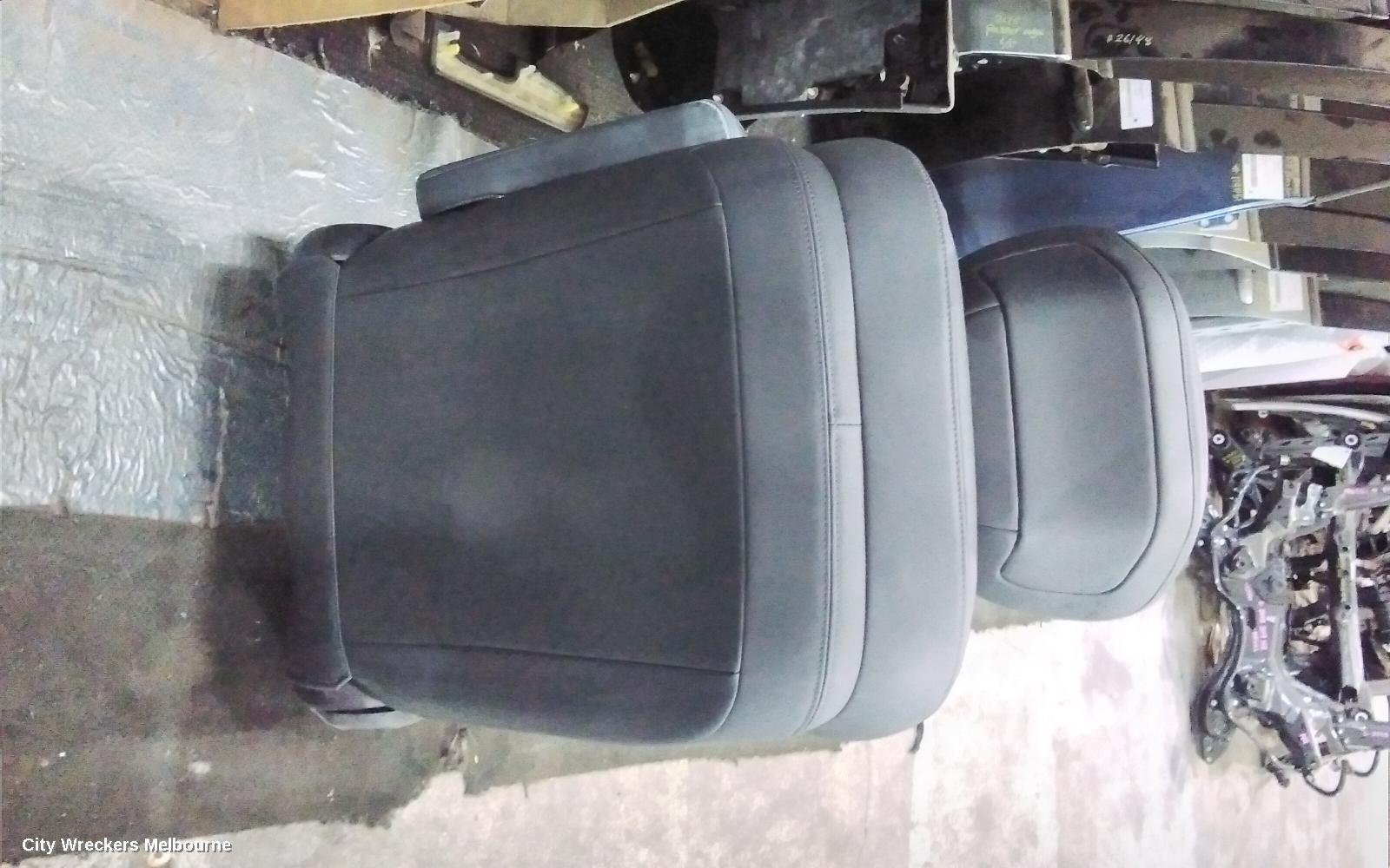 LDV G10 FRONT SEAT, RH FRONT, SV7C, VAN, LEATHER, 04/2015 ONWARDS - Image 1