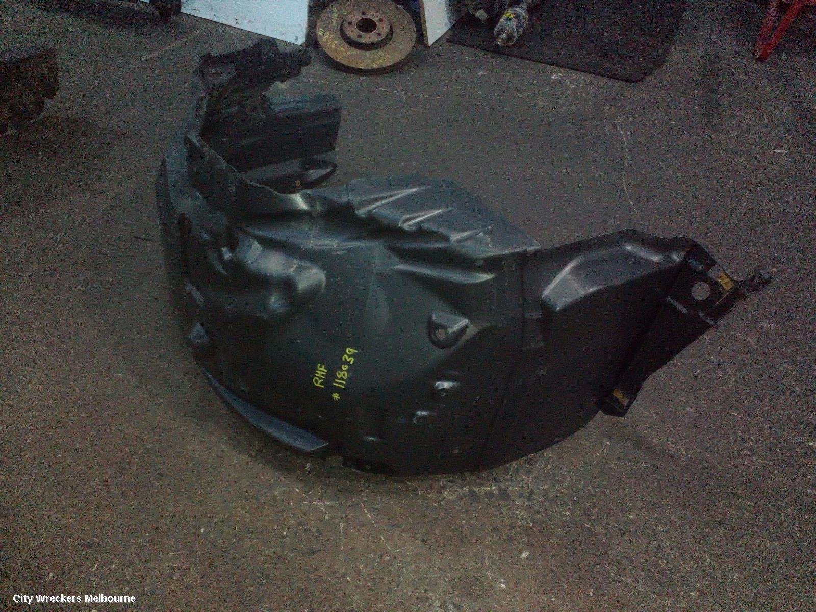 LAND ROVER RANGEROVER SPORT RIGHT GUARD LINER, L320, 08/2005 - 12/2013 - Image 2