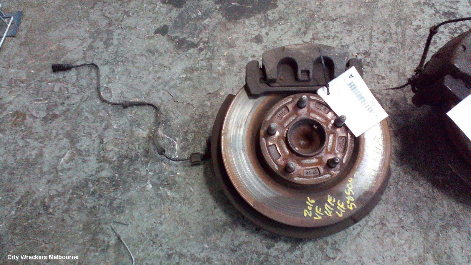 HOLDEN COMMODORE LEFT FRONT HUB ASSEMBLY, VF, 05/2013 - 12/2017 - Image 1