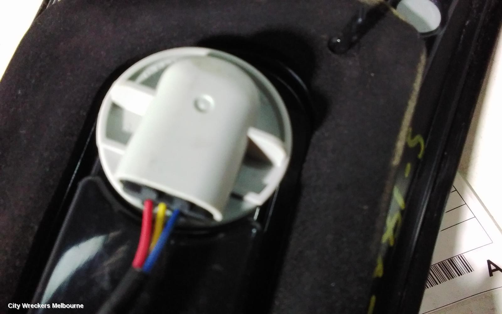MITSUBISHI ASX REAR GARNISH, TAILGATE LAMP (RH SIDE), XE, 08/2019 ONWARDS - Image 3