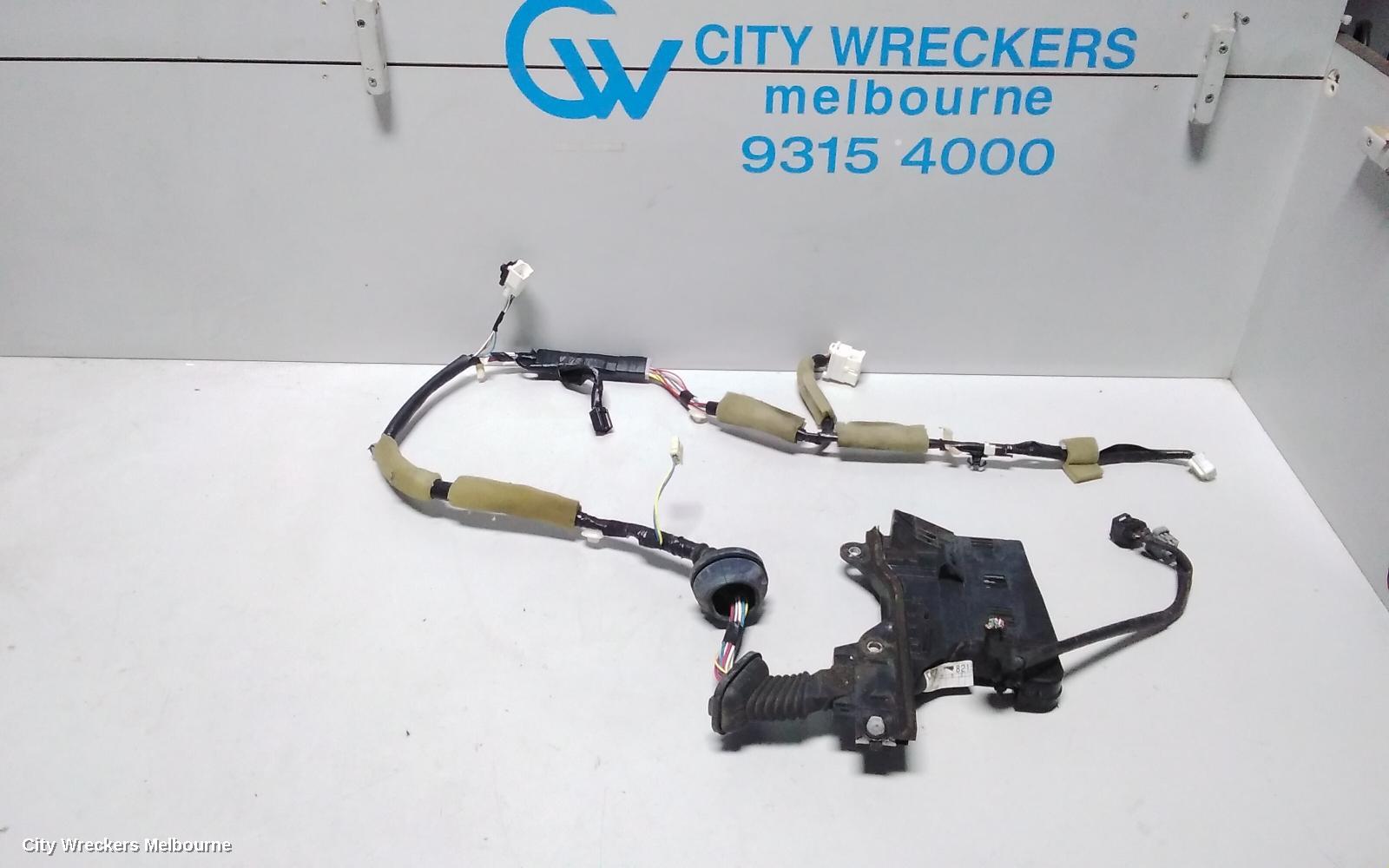 TOYOTA HIACE WIRE HARNESS, TRH/KDH 03/2005 - 04/2019 - Image 1