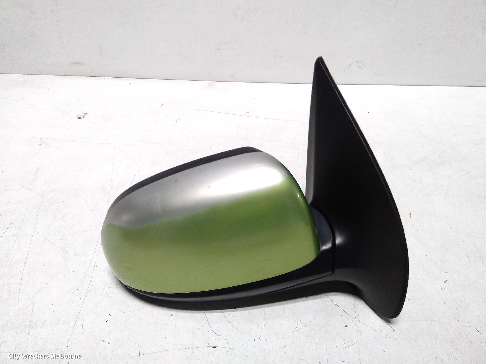 HYUNDAI I20 RIGHT DOOR MIRROR, PB, MANUAL FOLDING, NON FLASHER TYPE, 04/2010 - 12/2015 - Image 2