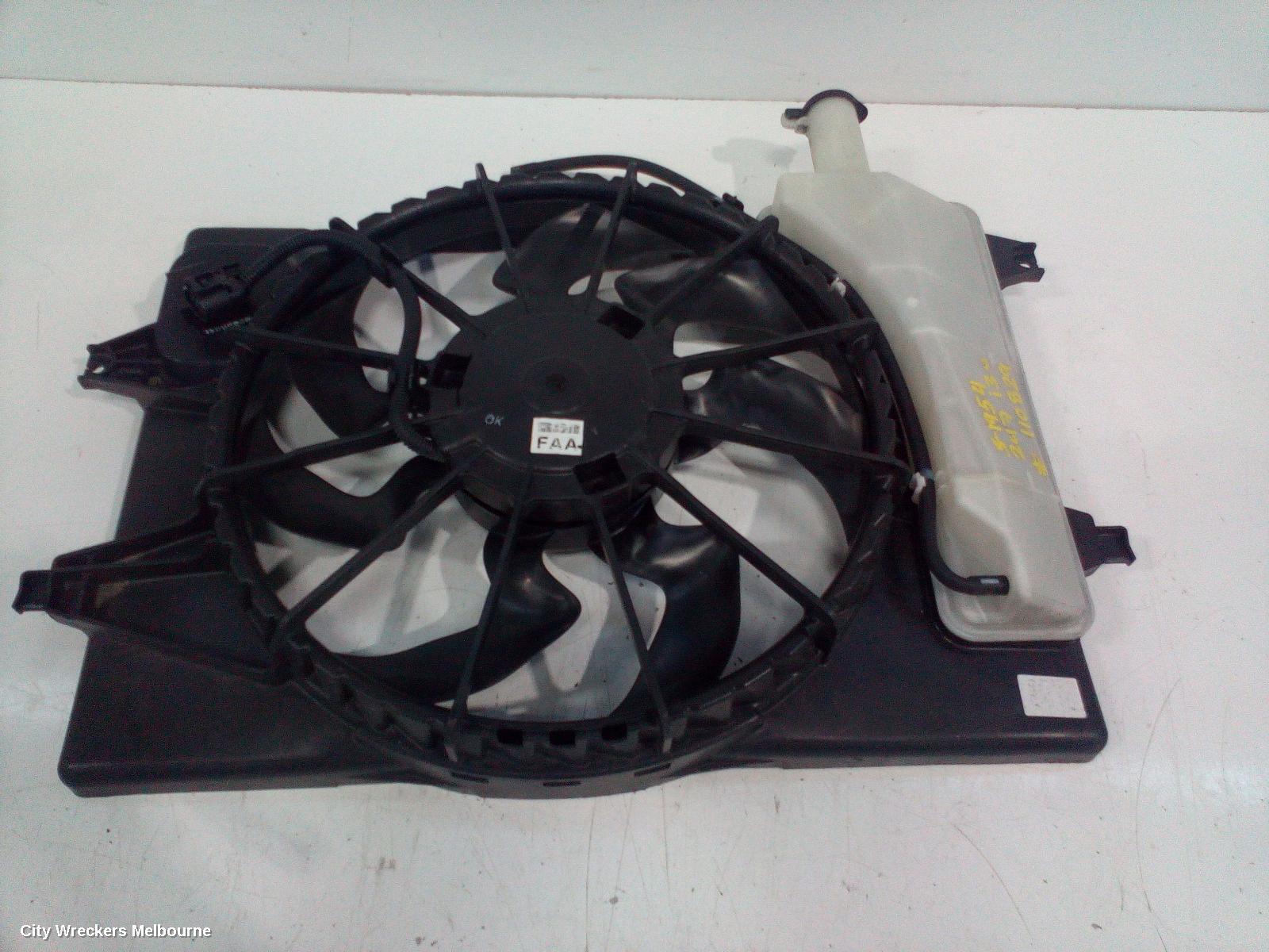 HYUNDAI I30 FAN, RADIATOR FAN ASSY, 2.0, G4NC, PETROL, PD, HATCH (S. KOREA VIN KMHH), 03/2017 ONWARDS - Image 2