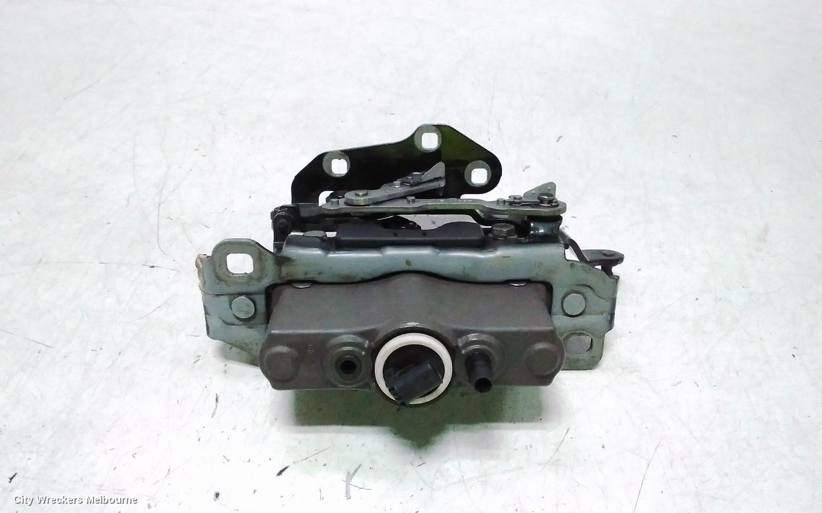 MERCEDES E CLASS BONNET HINGE/STRUT, LH BONNET ACTUATOR, P/N A2129066201, W212/S212, 07/2009 - 05/2013 - Image 1