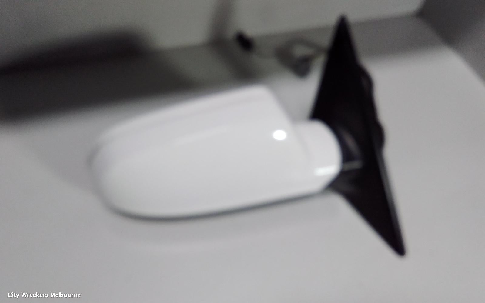 AUDI A5 RIGHT DOOR MIRROR, 8F, A5/RS5/S5, CABRIO, MANUAL FOLD, NON MEMORY, NON LANE CHANGE ASSIST TYPE (6XD/7Y0), 08/2009 - 11/2016 - Image 3