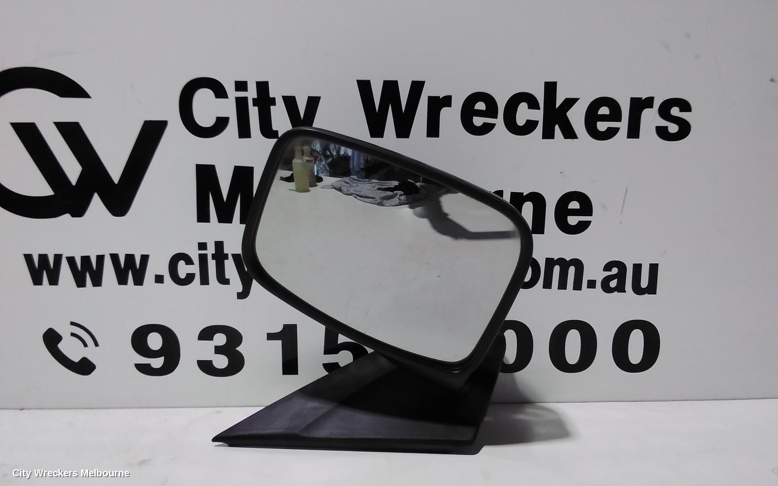 NISSAN NV200 (NZ ONLY) RIGHT DOOR MIRROR - Image 1