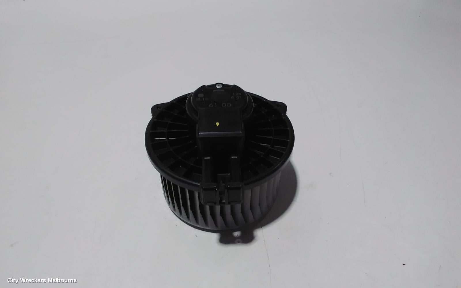 HOLDEN COMMODORE HEATER FAN MOTOR, VF, 05/2013 - 12/2017 - Image 2
