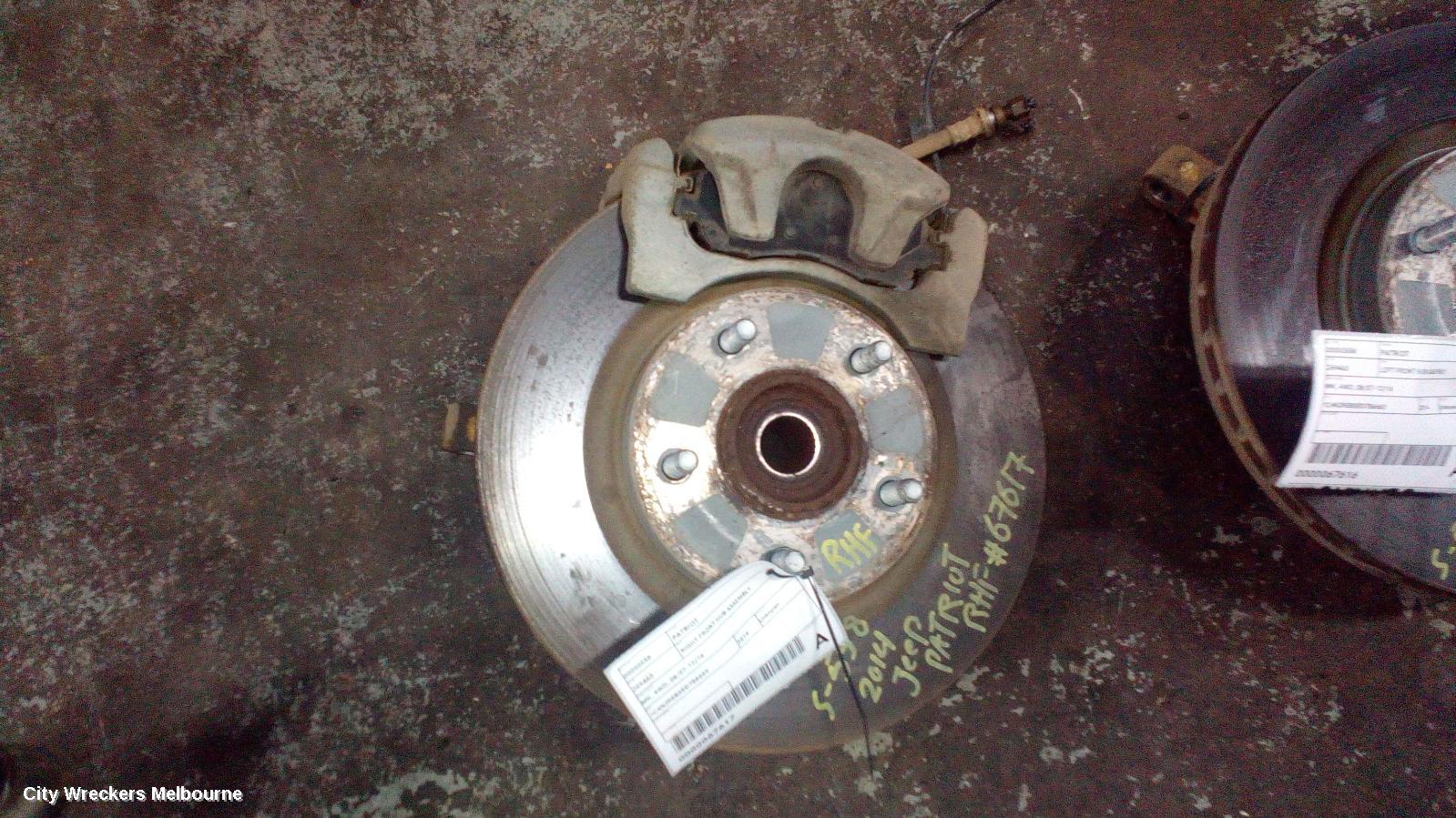 JEEP PATRIOT RIGHT FRONT HUB ASSEMBLY, MK, 4WD, 08/2007 - 12/2016 - Image 2