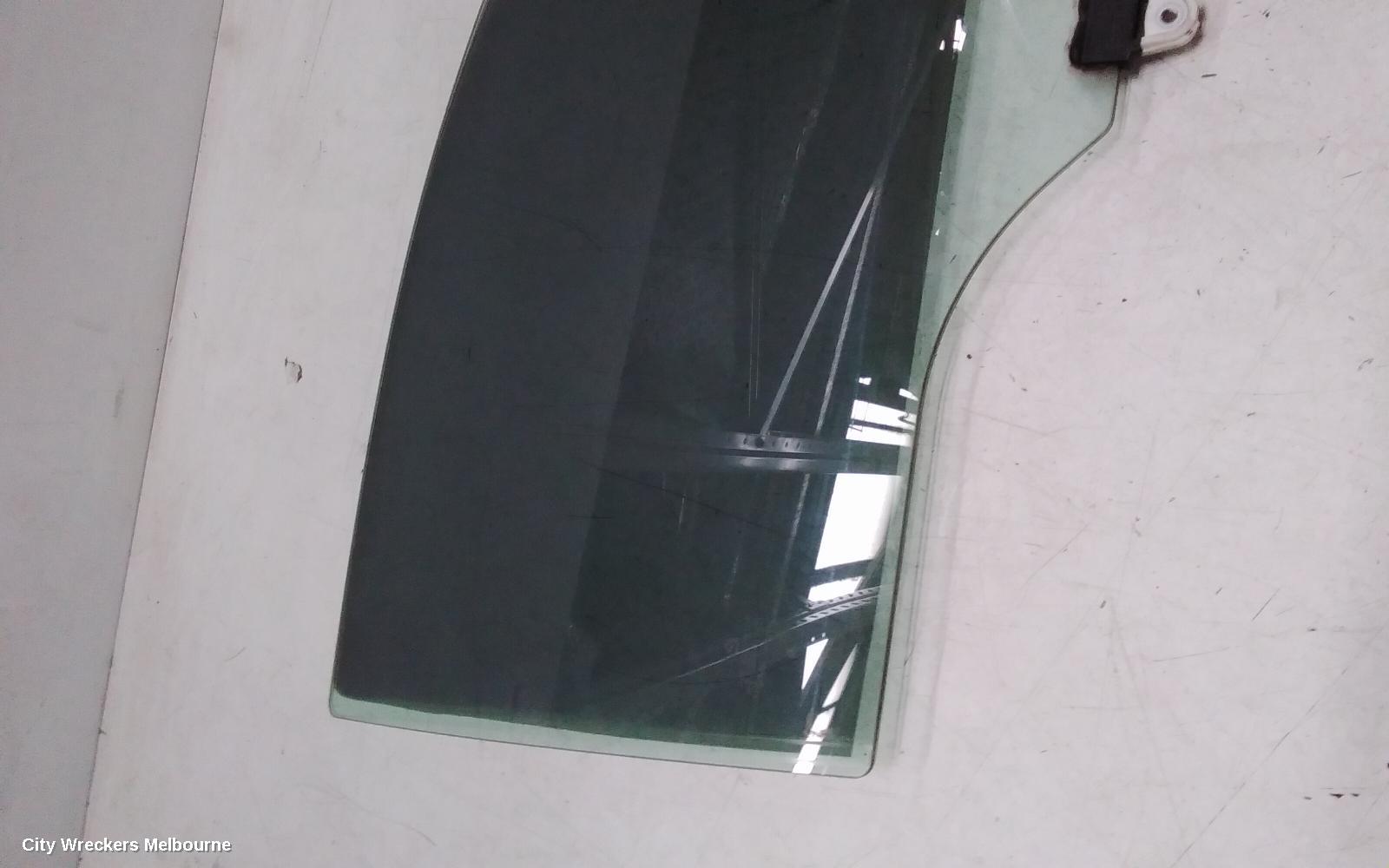 MAZDA CX5 RIGHT FRONT DOOR WINDOW, KF, STANDARD TYPE, 02/2017 ONWARDS - Image 2