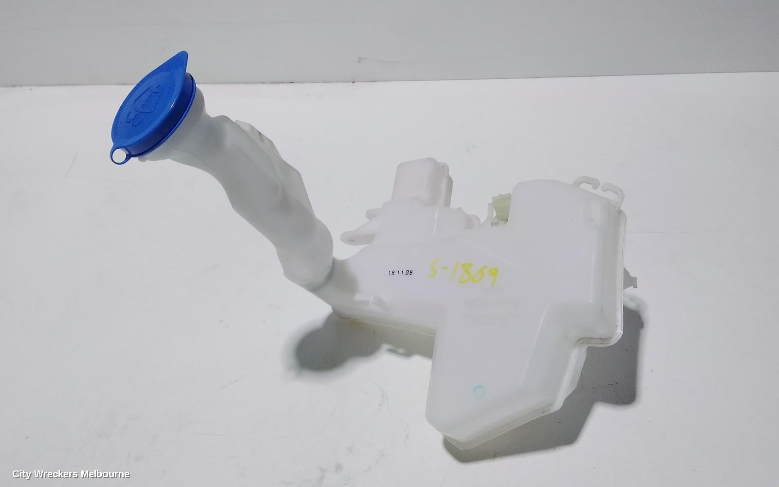 HONDA HRV WASHER BOTTLE, RU, 12/2014 - 10/2021 - Image 1